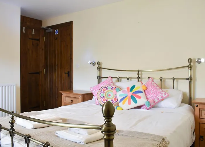 Combe Cottage-uk42228 * Low Borrowbridge